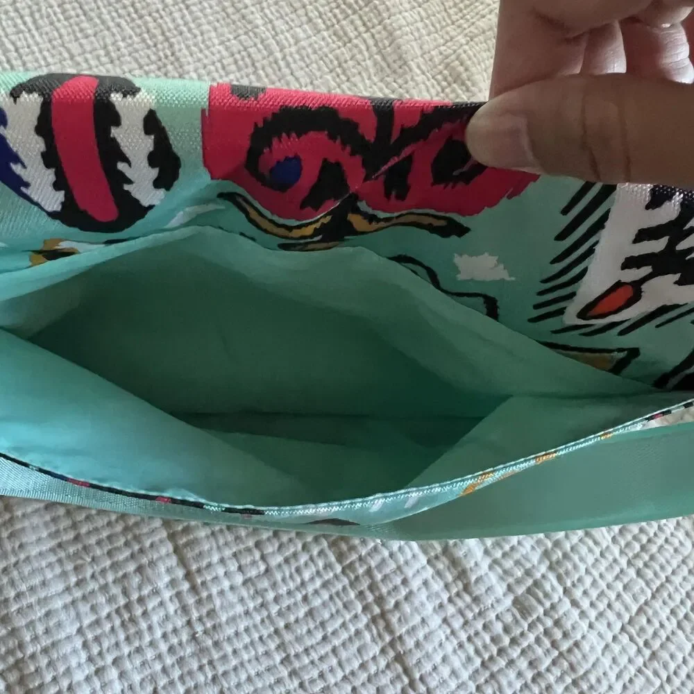 Vera Bradley‎ Messenger Bag Womens Aqua Ikat Crossbody Shoulder Purse Geometric